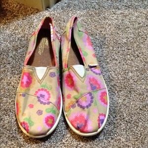 Toms Disney Collection Shoes